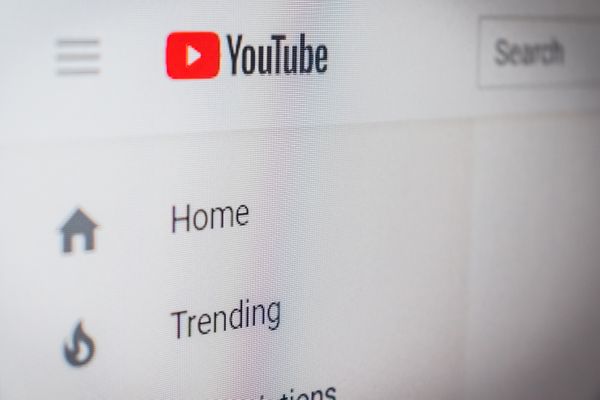 How Can You Use YouTube To Benefit Your Podcast?